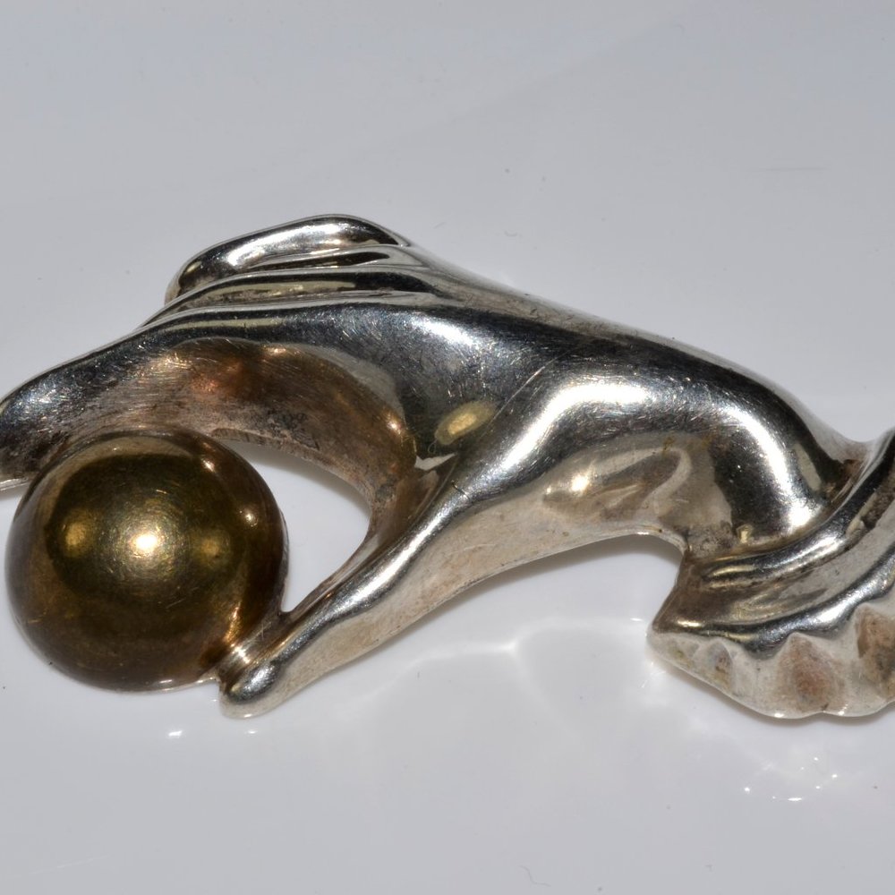 Vintage Sterling silver Pin